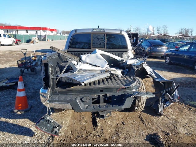 Toyota Tacoma Sr5 V6 2017 5TFCZ5AN9HX062154 Image 17