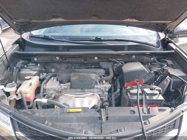 Toyota RAV4 LE 2015 JTMBFREV5FD126288 Image 10