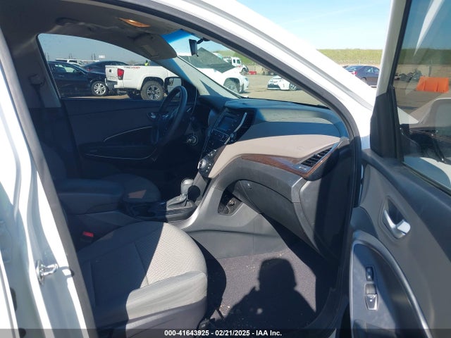 5NMZT3LB6JH084291 Hyundai Santa Fe Sport 2.4l