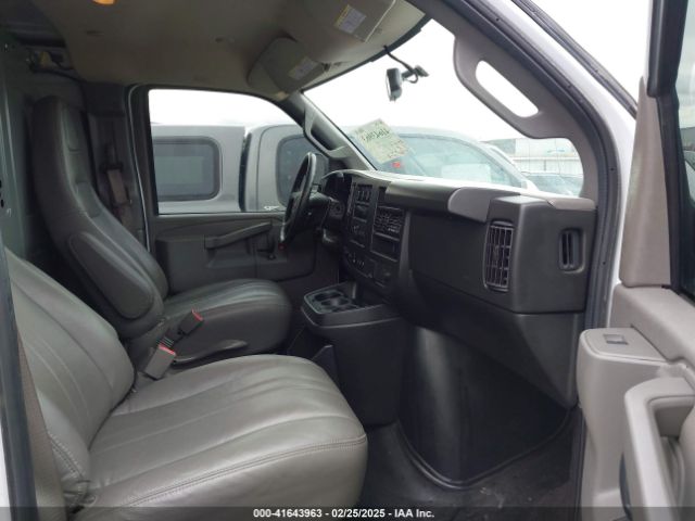 1GTW7AFP1P1106073 GMC Savana Cargo Rwd 2500 Regular Wheelbase Work Van