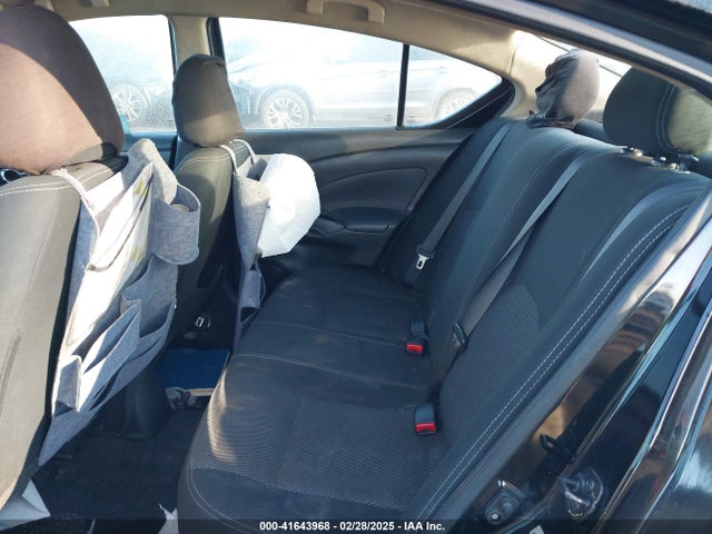 3N1CN7AP7KL820572 Nissan Versa 1.6 Sv