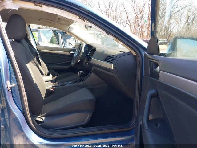 3VWC57BU0MM009093 Volkswagen Jetta 1.4t R-line/1.4t S/1.4t Se