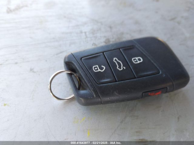 3VVDX7B21NM009199 Volkswagen Taos 1.5t S