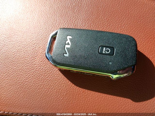 5XYK43AFXPG033352 KIA Sportage Sx