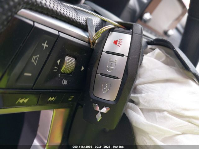 JA4J3UA86RZ007013 Mitsubishi Outlander Es
