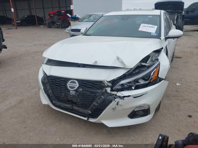 Nissan Altima 2.5 Platinum 2019 1N4BL4FV7KC103126 Image 2