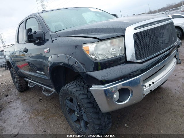 Продаж на аукціоні авто 2012 Toyota Tundra Grade 5.7l V8, vin: 5TFUW5F11CX220045, номер лоту: 41644218