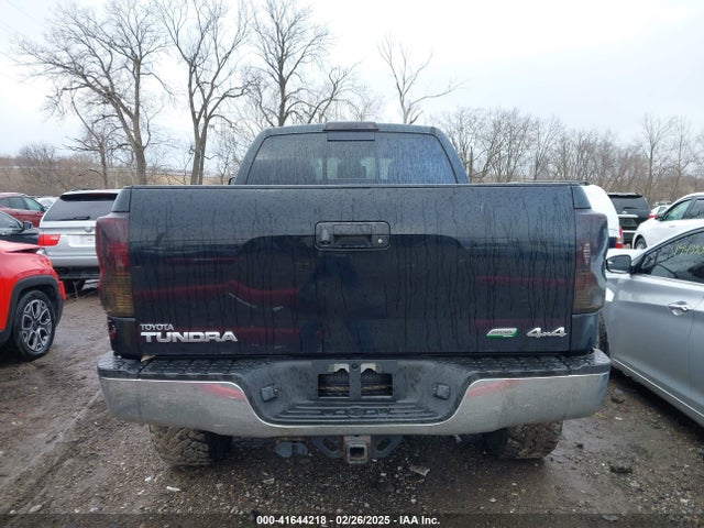 Продаж на аукціоні авто 2012 Toyota Tundra Grade 5.7l V8, vin: 5TFUW5F11CX220045, номер лоту: 41644218