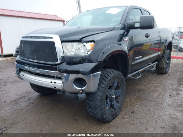 Продаж на аукціоні авто 2012 Toyota Tundra Grade 5.7l V8, vin: 5TFUW5F11CX220045, номер лоту: 41644218