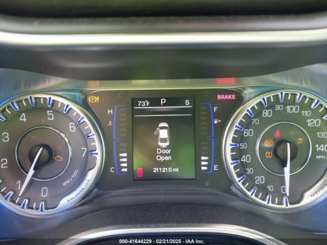 1C3CCCAB1FN634486 Chrysler 200 Limited