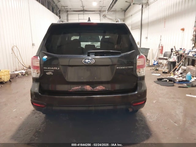 Subaru Forester 2.5i Premium 2018 JF2SJAEC6JH497302 Image 16