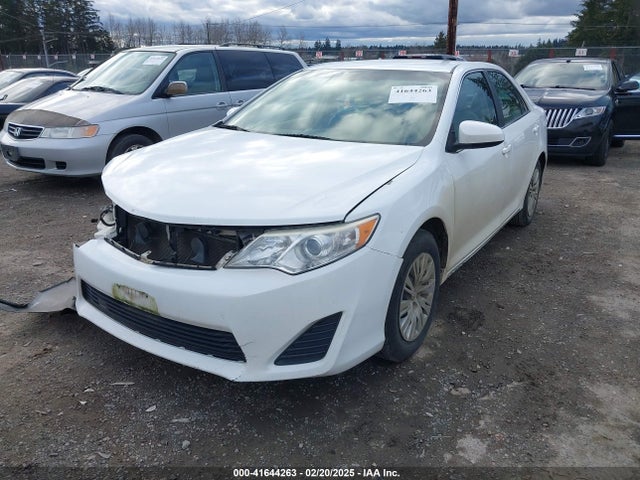 Toyota CAMRY LE 2014 4T4BF1FK3ER442231 Image 2