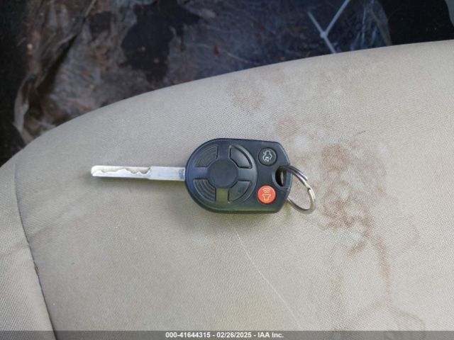 1FADP3K21HL259559 Ford FOCUS SE