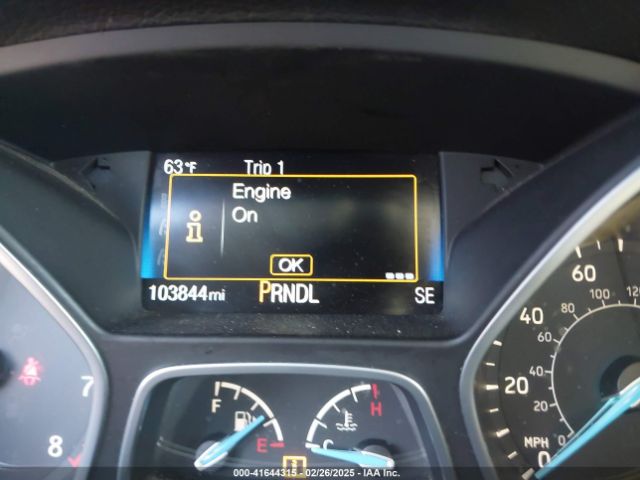 1FADP3K21HL259559 Ford FOCUS SE