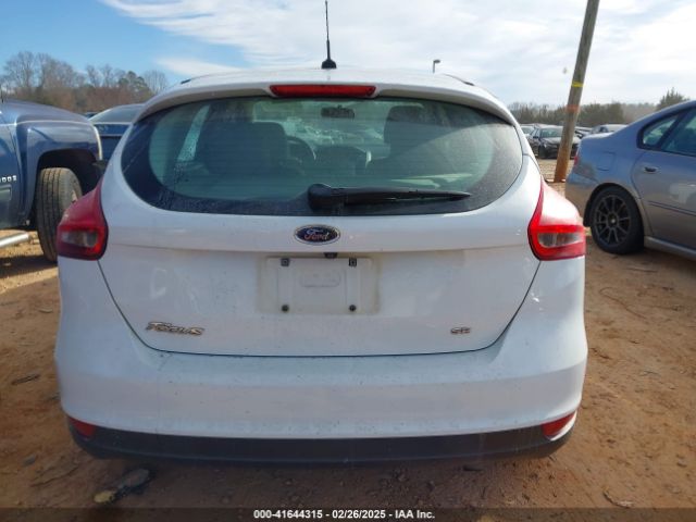 1FADP3K21HL259559 Ford FOCUS SE