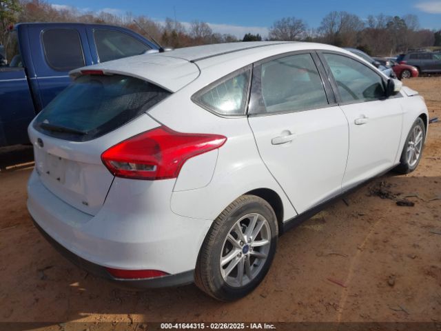 1FADP3K21HL259559 Ford FOCUS SE