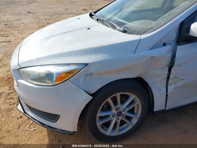 1FADP3K21HL259559 Ford FOCUS SE