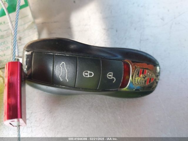 2011 PORSCHE CAYENNE HYBRID WP1AE2A29BLA94414 Photo 10