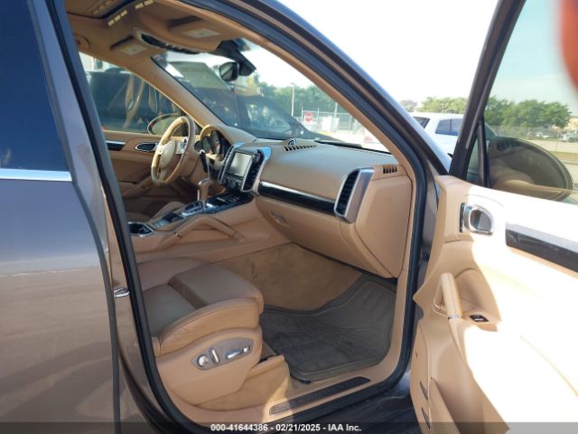 2011 PORSCHE CAYENNE HYBRID WP1AE2A29BLA94414 Photo 4