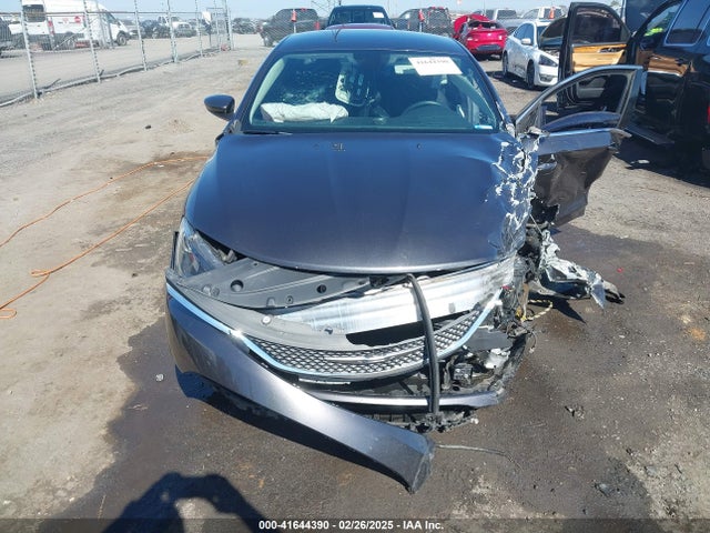Chrysler 200 Limited 2015 1C3CCCAB1FN626906 Image 18
