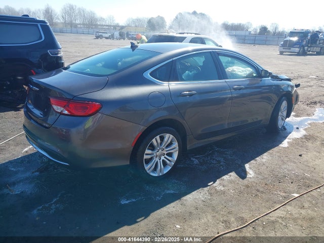 Chrysler 200 Limited 2015 1C3CCCAB1FN626906 Image 4
