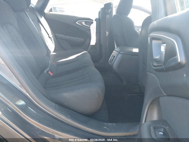 Chrysler 200 Limited 2015 1C3CCCAB1FN626906 Image 8