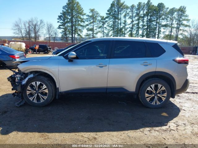 5N1BT3BA1PC918450 Nissan Rogue Sv Fwd
