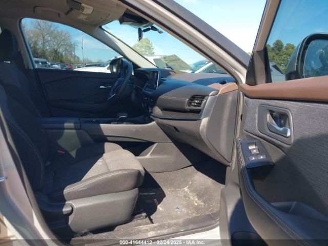 5N1BT3BA1PC918450 Nissan Rogue Sv Fwd