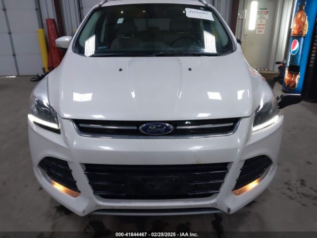 1FMCU9J94GUC79910 Ford Escape Titanium