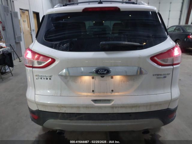 1FMCU9J94GUC79910 Ford Escape Titanium