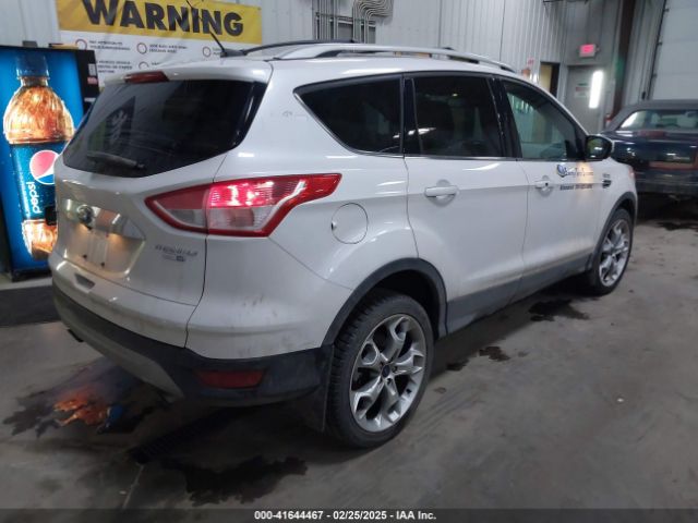 1FMCU9J94GUC79910 Ford Escape Titanium