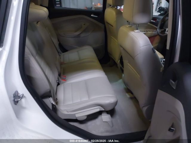 1FMCU9J94GUC79910 Ford Escape Titanium