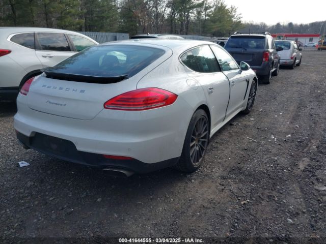 2016 PORSCHE PANAMERA WP0AA2A78GL002029 Photo 3