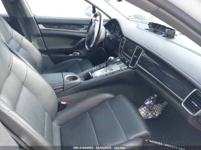 2016 PORSCHE PANAMERA WP0AA2A78GL002029 Photo 4