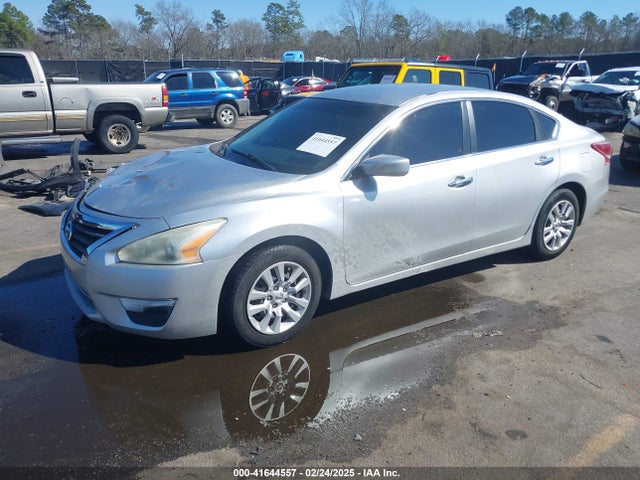 Nissan Altima 2.5 S 2014 1N4AL3AP2EC162894 Image 2