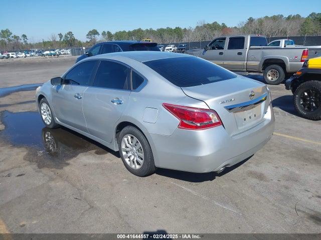 Nissan Altima 2.5 S 2014 1N4AL3AP2EC162894 Image 3