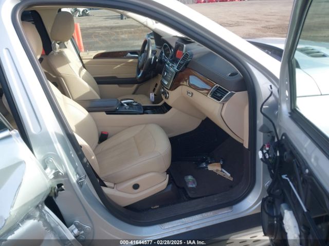 2019 MERCEDES-BENZ GLS 450 4JGDF6EE1KB237753 Photo 4