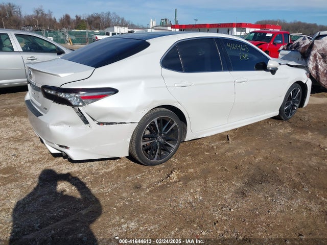 4T1B61HK7JU119043 Toyota CAMRY XSE