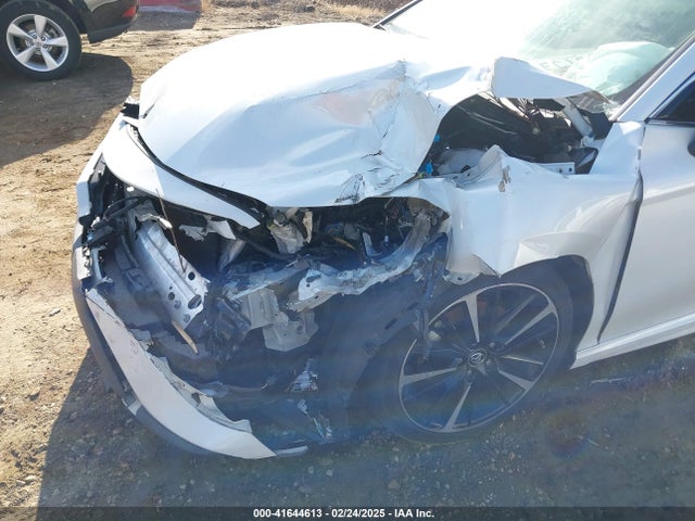 4T1B61HK7JU119043 Toyota CAMRY XSE