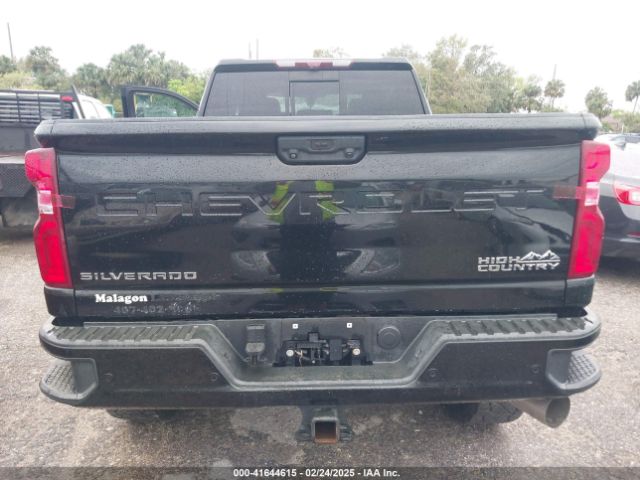 1GC1YREY4NF132876 Chevrolet Silverado 2500hd 4wd  Long Bed High Country/4wd  Standard Bed High Country
