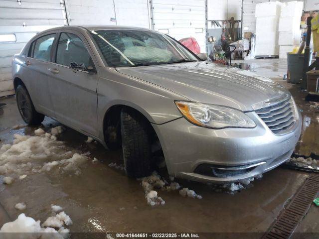 2013 CHRYSLER 200 1C3CCBBB5DN602677