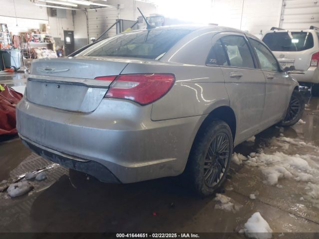 2013 CHRYSLER 200 1C3CCBBB5DN602677 Photo 3