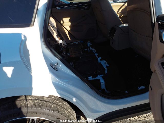 WP1AA2A58PLB05187 Porsche Macan T