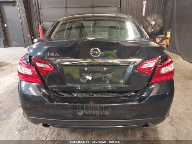 1N4AL3AP2HC129768 Nissan Altima 2.5 S