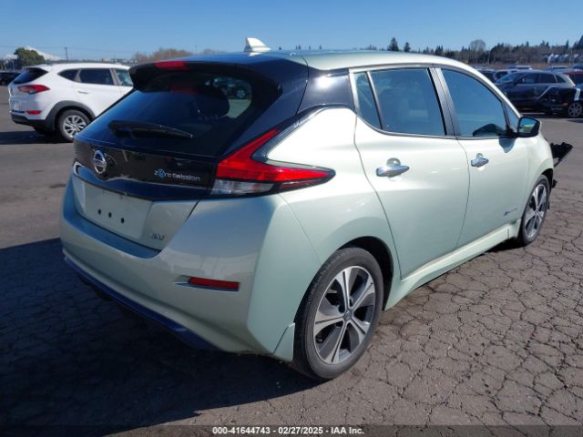 1N4AZ1CP0JC311894 Nissan LEAF SV