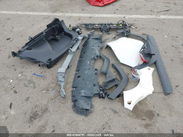 2T3N1RFVXKW071165 Toyota Rav4 Limited