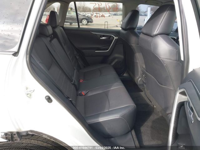2T3N1RFVXKW071165 Toyota Rav4 Limited