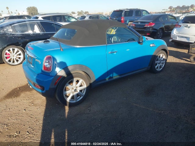 2013 MINI ROADSTER WMWSY3C58DT565849 Photo 3