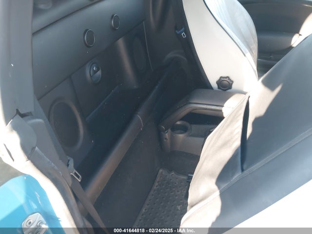 2013 MINI ROADSTER WMWSY3C58DT565849 Photo 7