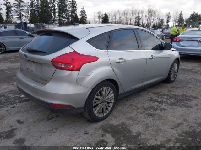 1FADP3N28HL264222 Ford Focus Titanium